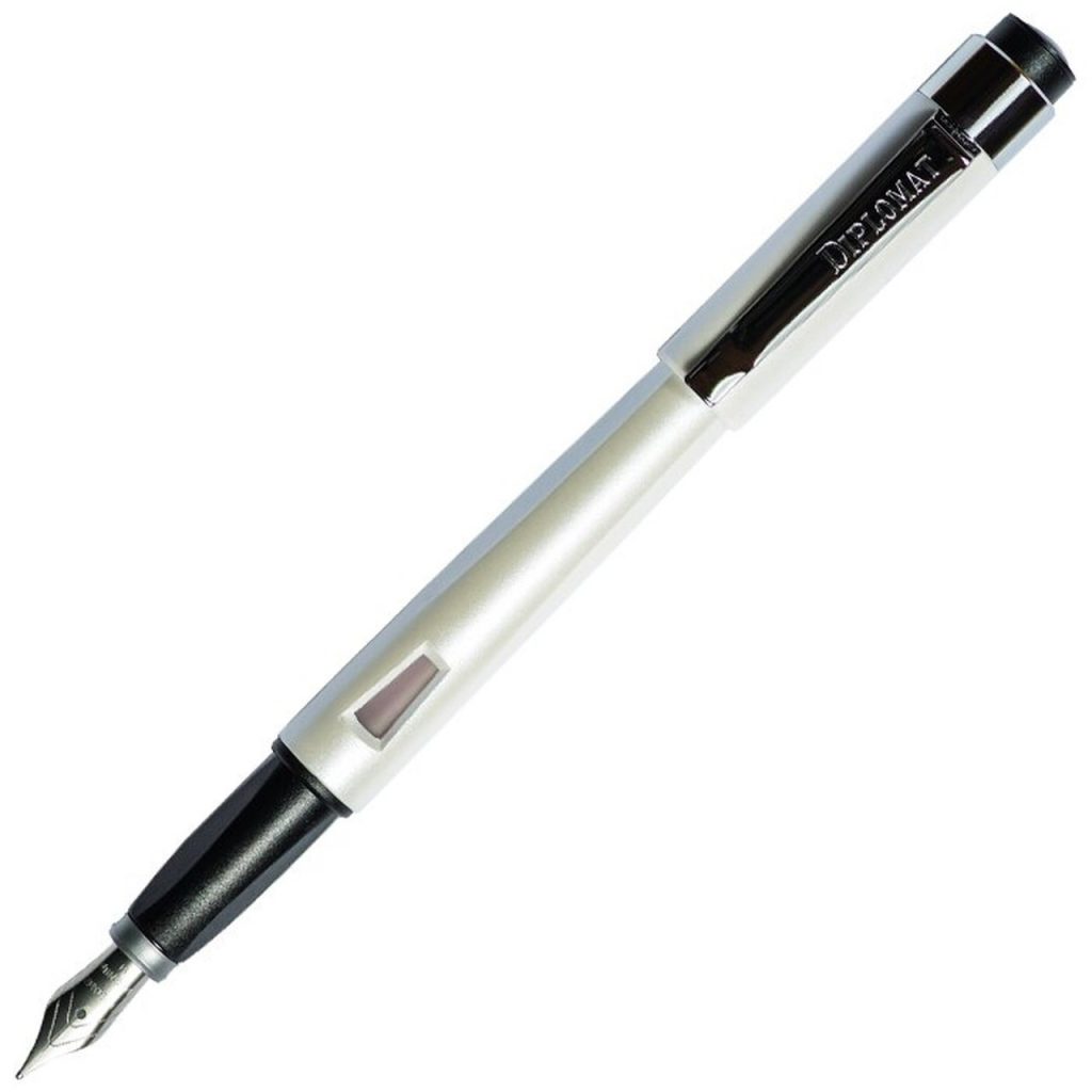 DIPLOMAT MAGNUM PEARL WHITE FOUNTAIN PEN